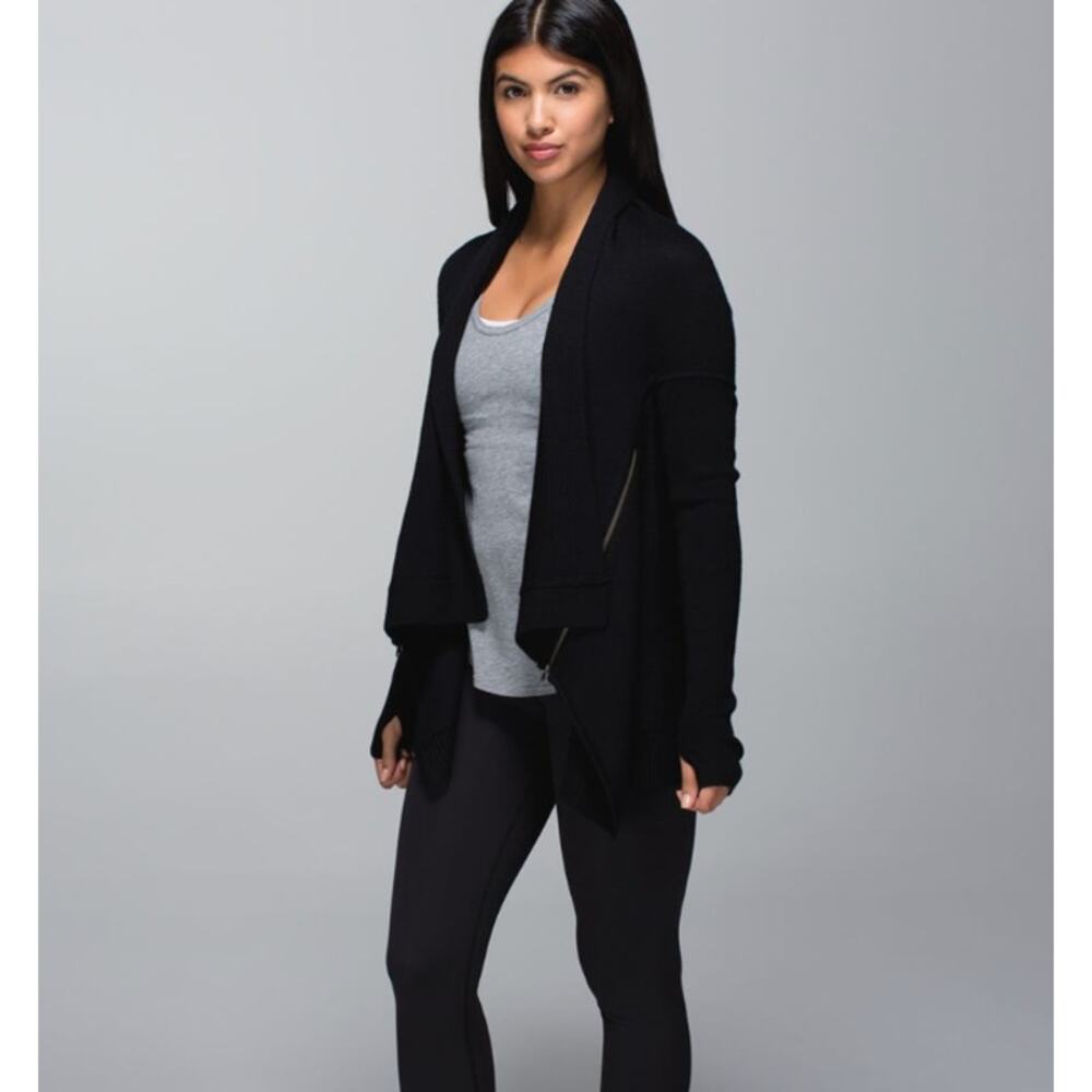 NWOT lululemon Wrap It Up Sweater - 8